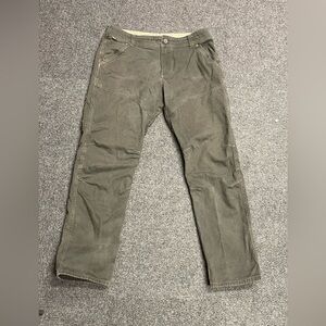 Kuhl Pants Vintage Patina dye green cargo carpenter size 38x36 long outdoor